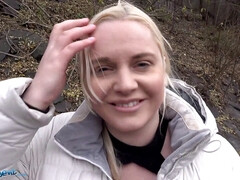 Grosse titten, Kehlenfick, Hd, Riesig, Pov, Öffentlich, Realität, Rasiert