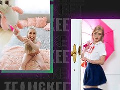 Gros cul, Sucer une bite, Papa, Faciale, 2 femmes 1 homme, Hd, Tabou, Nénés