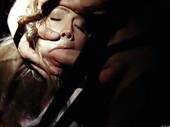 18 años, Culo grande, Verga grande, Rubia, Estilo perrito, Sexo duro, Tetas naturales, Tetas