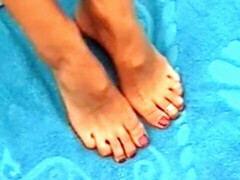 In den arsch, Arsch, Grosser schwanz, Schwarz, Blondine, Füsse, Solo, Titten