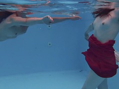 Tetas grandes, Fetiche, Novia, Húngaro, Piscina, Estrella porno, Tetas, Bajo el agua