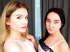 Grosser arsch, Grosse titten, Fingern, Lecken, Dürr, Entkleiden, Jungendliche (18+), Titten