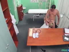 素人, 浮気者, 医者, バック, 手コキする, 看護婦, オマンコ, のぞき