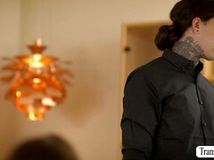 アナル, デカパイ, イマラチオ, レディボーイ, コキ, シーメール