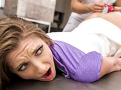 Grosser arsch, Grosser schwanz, Grosse titten, Blasen, Braunhaarige, Hundestellung, Milf