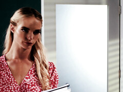 Lana Sharapova stuffed after class by teacher