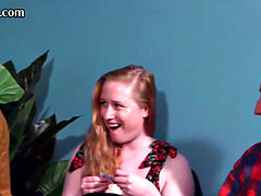 18 años, Británico, Estilo perrito, Dominacion femenina, Fetiche, Pajear, Lencería, Tatuaje