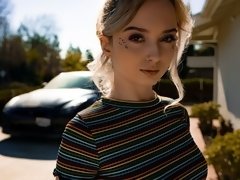 Anal, Blonde, Sucer une bite, Fétiche, Branlette thaïlandaise, Seins naturels, Adolescente, Nénés