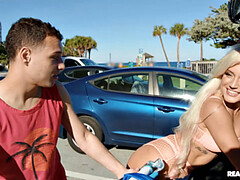 69, Bikini, Blonde, Voiture, En levrette, Cuisine, De plein air, Pigtail