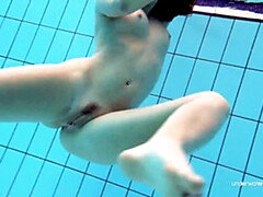 18, デカパイ, フェティッシュ, Hd, 小柄, プール, 一人, ティーン