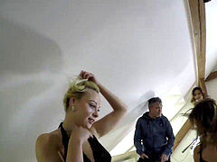 Juegos, Lesbiana, Orgía, Bajo la falda