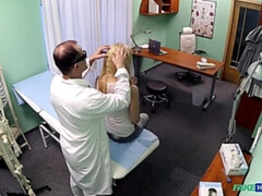 素人, フェラチオ, 医者, バック, なめる, 看護婦, オマンコ, ユニフォーム