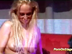 Cul, Gode, Hd, Lesbienne, Public, Dénudage, Jouets