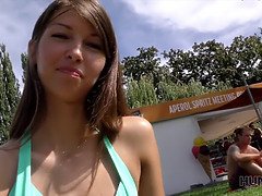 18 летние, Минет, Чешки, Деньги, От первого лица, На публике, Киски, Молодые и анал