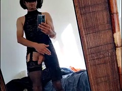 Amateur, Grosse bite, Tir de sperme, Français, Branlette thaïlandaise, Talons, Lingerie, Masturbation