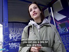 Enthousiasteling, Grote mammen, Sperma shot, Hondjeshouding, Hardcore, Orgasme, Openbaar, Realiteit