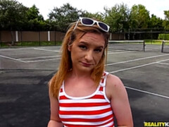 Blondine, Hundestellung, Fetisch, Handjob, Im freien, Dürr, Entkleiden, Jungendliche (18+)