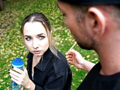 Cuarto de baño, Rubia, Lamidas, Tetas naturales, Afeitado, Estriptis, Adolescente, Tetas