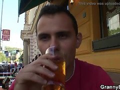 Wohlbeleibte schöne frauen, Grosse titten, Grossvater, Oma, Riesig, Reif, Jungendliche (18+), Titten