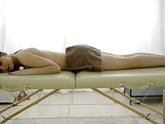 18 años, Culo, Verga grande, Masaje, Afeitado, Adolescente, Tetas, Virgen