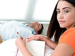 Arsch, Blasen, Braunhaarige, Hundestellung, Fingern, Handjob, Küssen, Rasiert