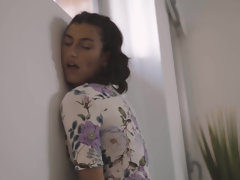 Julia Roca orgasms very hard with her roommate