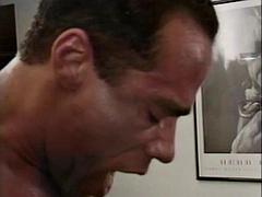 Mamada, Corridas, Penetracion con puños, Sexo duro, Interracial, Maduro, Tetas, Clasico