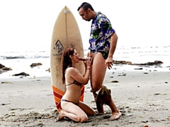 Aesthetic brunette Penny Pax gets fucked on the beach