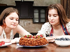 Большие сиськи, Белье, Киски, Бритые, Тощие, Стриптизерша, Молоденькие, Сиськи