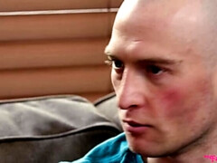 Brunette brune, Éjaculation interne, 2 femmes 1 homme, Orgasme, Petite femme, Pov, Rousse roux, Rasée