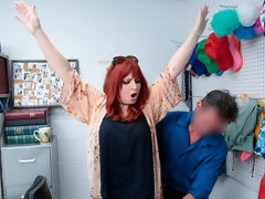 Wohlbeleibte schöne frauen, Blasen, Geschnappt, Hundestellung, Fett, Handjob, Rotschopf, Uniform