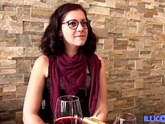 Любители, Анальный секс, Брюнетки, Француженки, Белье, Два парня и девушка, Развязные, Втроем