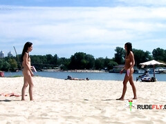 Leie, Strand, Nudist, Öffentlich, Jungendliche (18+), Titten, Spanner