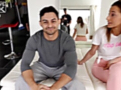 Grosser schwanz, Blasen, Hochschule, Italienisch, Muskel, Zierlich, Jungendliche (18+), Titten