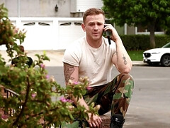 Blasen, Braunhaarige, Kehlenfick, Schwanz, Hundestellung, Schwul, Realität, Zug