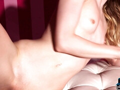 Блондинки, Черненькие, Белье, Крошечные, Соло, Сиськи