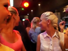 Poupée, Hard, Léchez, Fête, Actrice du porno, Chatte, Rousse roux, Mouillée