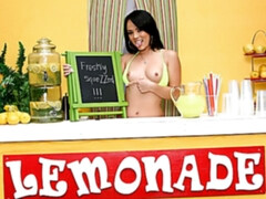 Culo, Morena, Penetracion con dedos, Besar, Lesbiana, Público, Estriptis, Adolescente