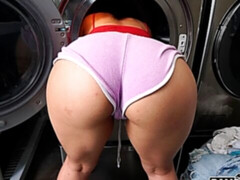 Arsch, Grosser arsch, Blasen, Hundestellung, Latina, Milf, Entkleiden, Titten