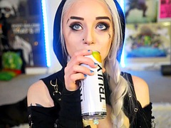 Красотки, Молоденькие