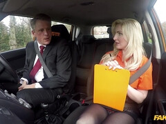 デカパイ, フェラチオ, ヨーロピアン, 手コキする, 熟年, アウトドア, ピアス, オッパイの