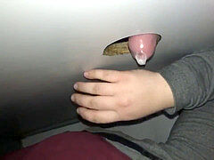 Сперма на лице, Подружка, Дыра в стене, Шлюха