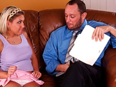 Amateur, Grosse bite, Blonde, Sucer une bite, En levrette, Seins naturels, Cheveux courts, Maigrichonne