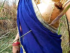 Village Outdoor Sex In Khet - Big Natural Tits Hindi Show