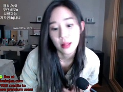 korean camgirl gives hot striptease show