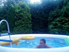 Amateur, Couple, Mature, Nue, De plein air, Piscine, Douche, Voyeur